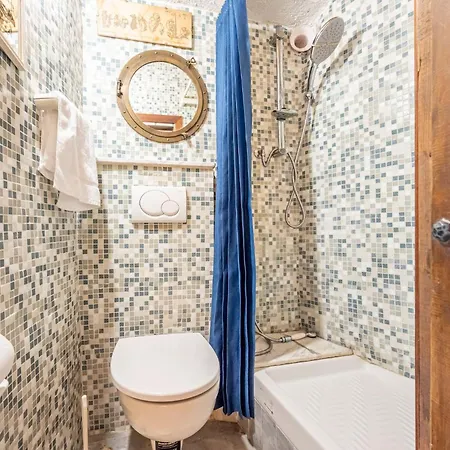 Appartamento Guesthost - L'oblo - Lovely In *