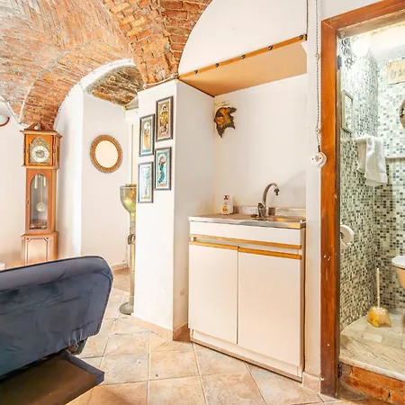Appartamento Guesthost - L'oblo - Lovely In